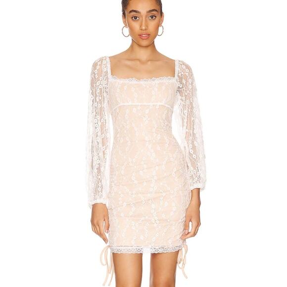 More To Come Karina puff Sleeve Dress in White & Nude NWOT Size Small - Picture 1 of 2